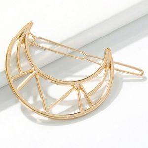 Geometric NWT Crescent Moon Hair Clip, Gold NEW